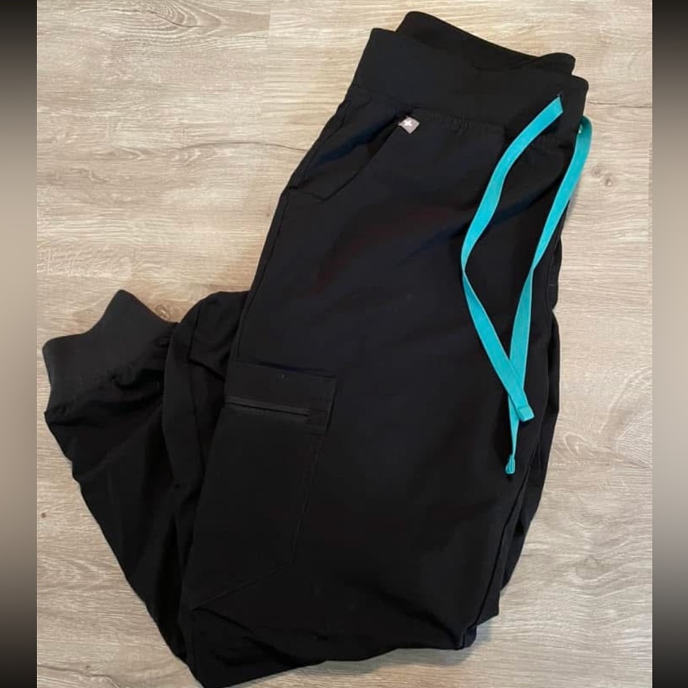 FIGS jogger scrub pants